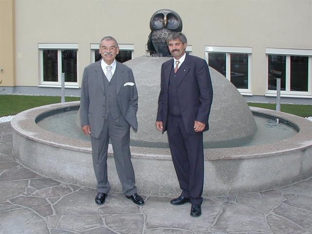 Prof. Kumpf und Bgm Josef Schwarzenbacher 2006
